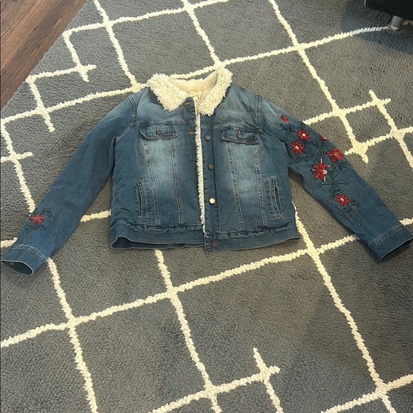 Jolt Jackets & Blazers - Denim Jacket with Floral Embroidery and Sherpa Lining